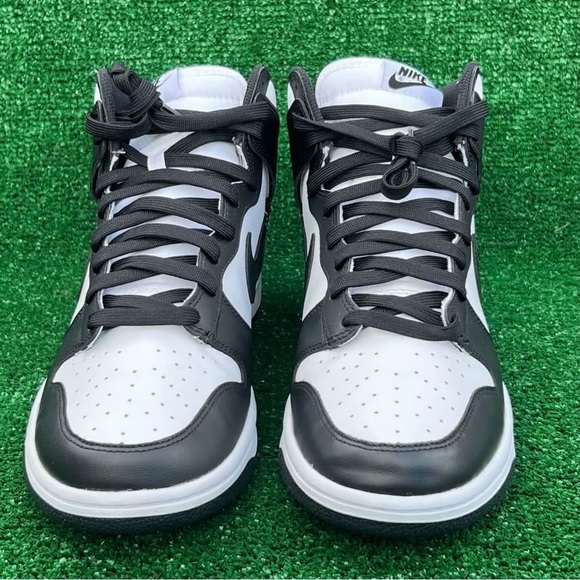 Men’s Nike Panda Dunks Hi Retro 10.5 - Picture 3 of 5